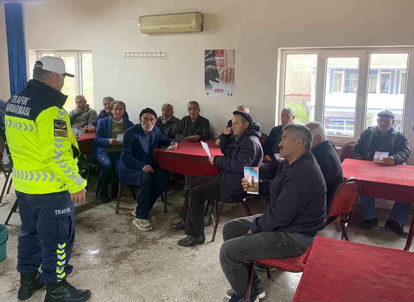 Motosiklet kazalarına jandarmadan eğitimli m&uuml;cadele
