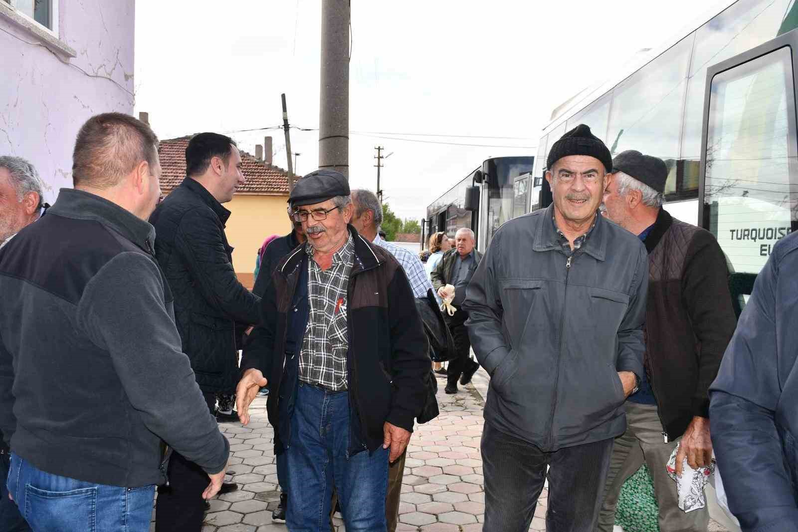 Beylikova Belediyesi Cuma Pazarı için ücretsiz servis başlattı