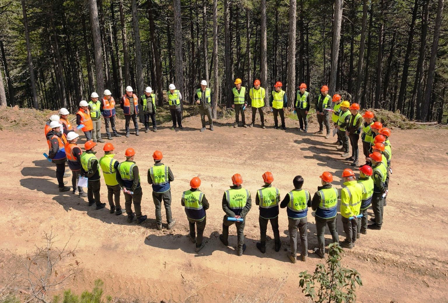 Emet Orman İşletme M&uuml;d&uuml;rl&uuml;ğ&uuml;&rsquo;nde silvik&uuml;lt&uuml;r ve işletme pazarlama eğitimi
