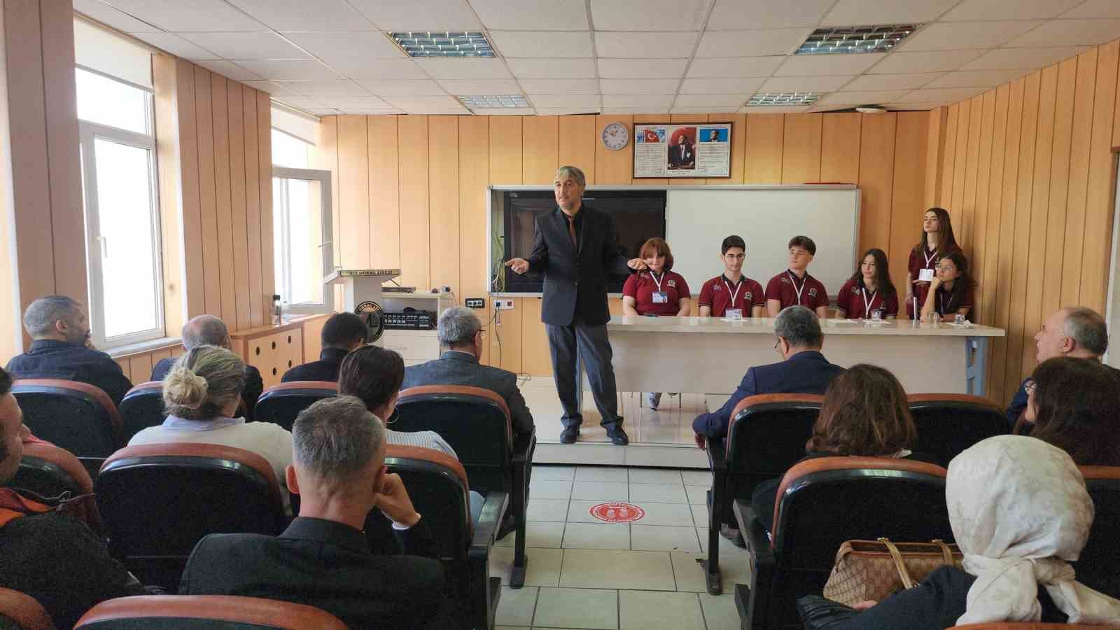 Kütahya’da bağımlılıklara dikkat çeken panel