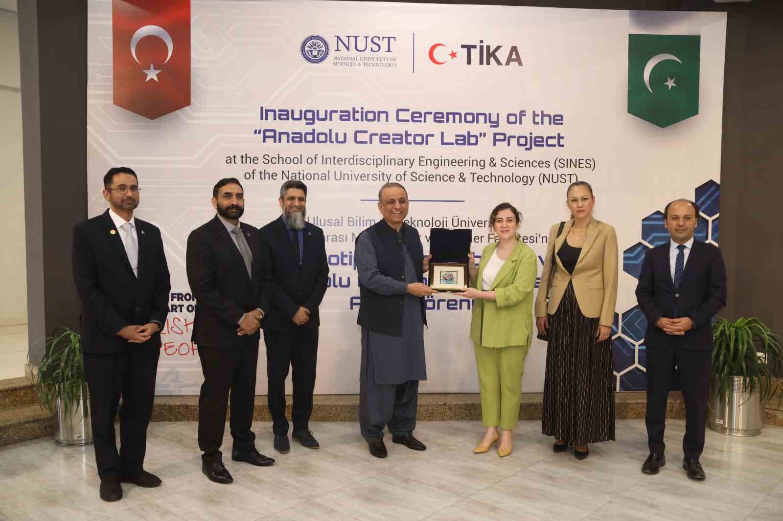 TİKA’dan Pakistan’da geleceğin mühendislerine teknolojik destek