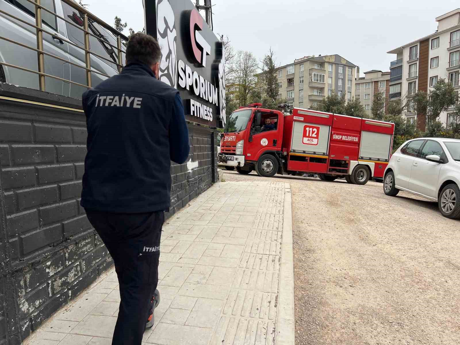 Sinop’ta yaralı bulunan güvercin tedaviye alındı
