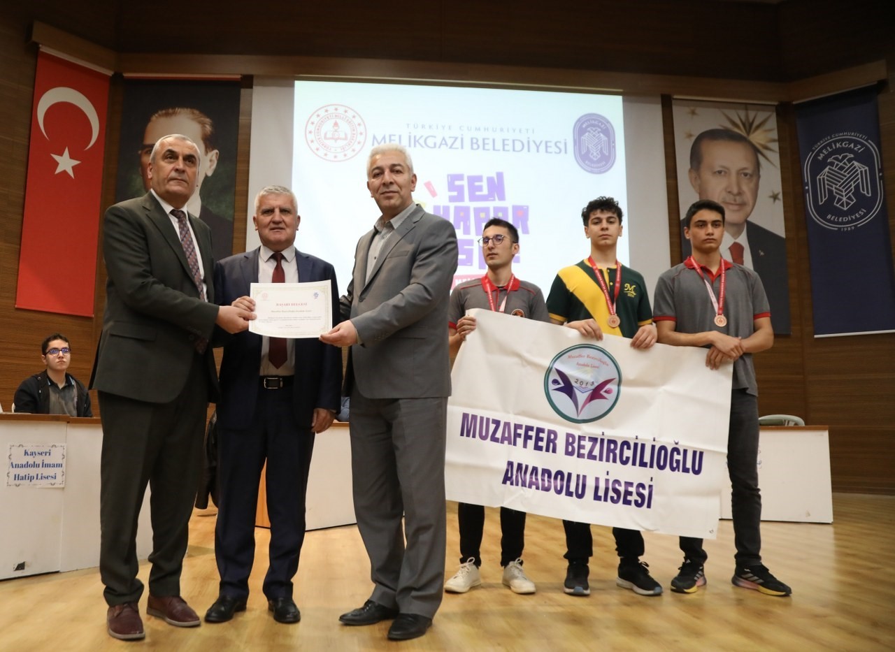 &rsquo;Sen Yaparsın Melikgazi&rsquo; Tarih Yarışması&rsquo;nın finali yapıldı

