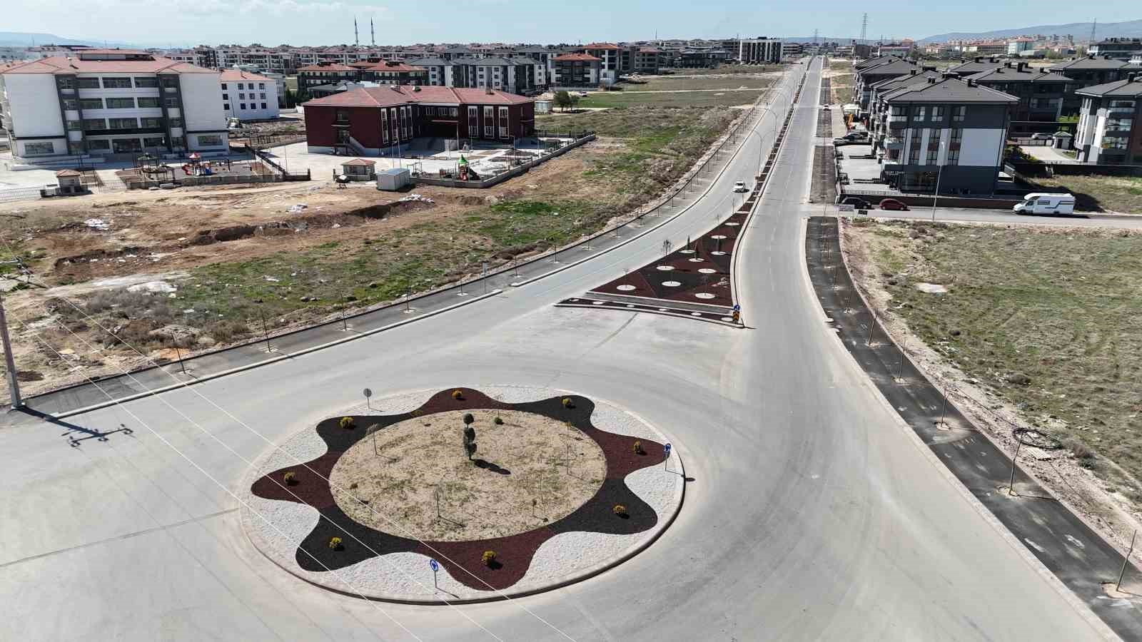 Yeni bulvarlar trafiğe nefes oldu
