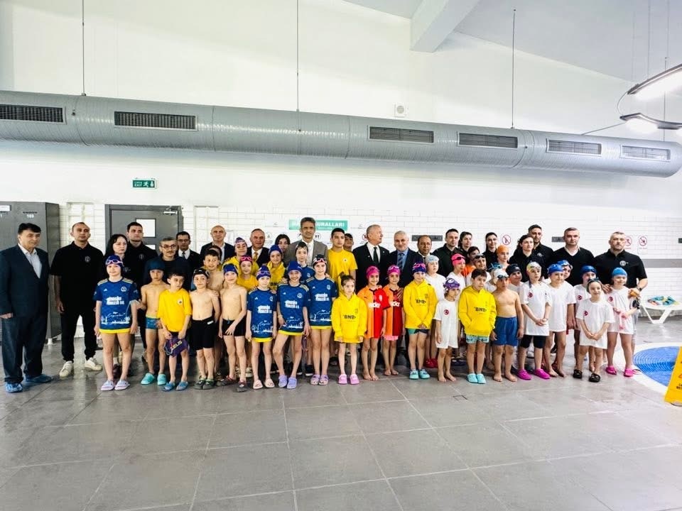 Çaycuma’da yüzme yarışları nefes kesti