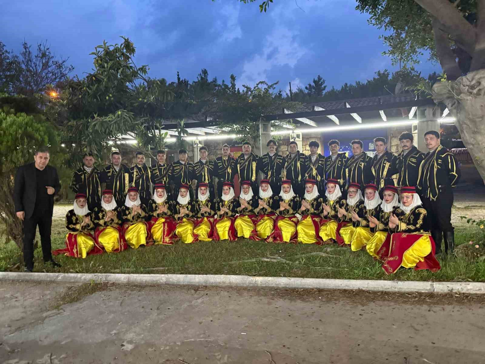 OMÜ, halk danslarında Türkiye birincisi oldu