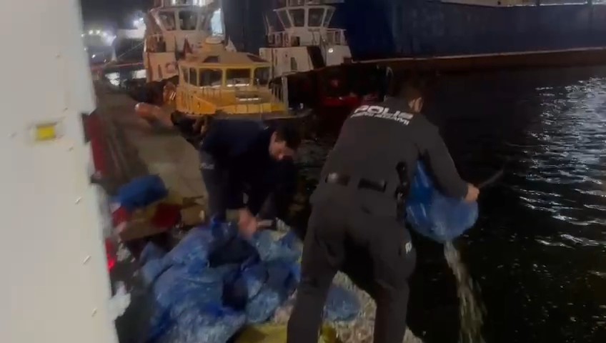 Samsun&rsquo;da 3,8 ton ka&ccedil;ak avlanmış midye ele ge&ccedil;irildi
