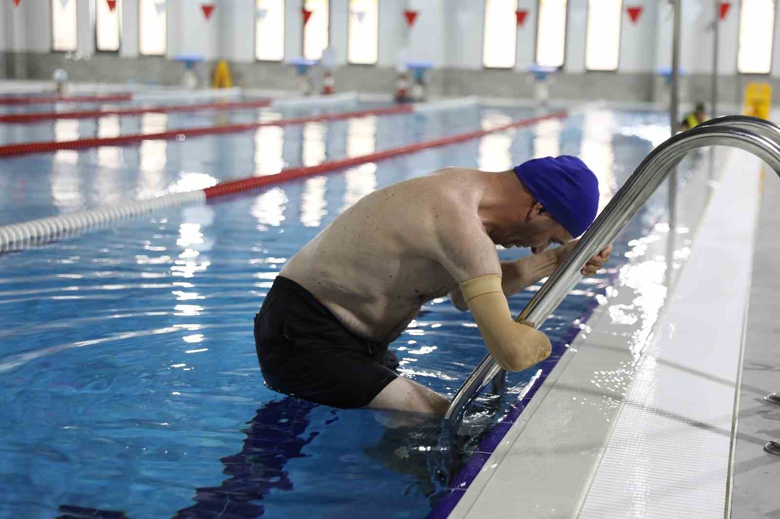 Alanya’da engelli bireyler sporla güçleniyor