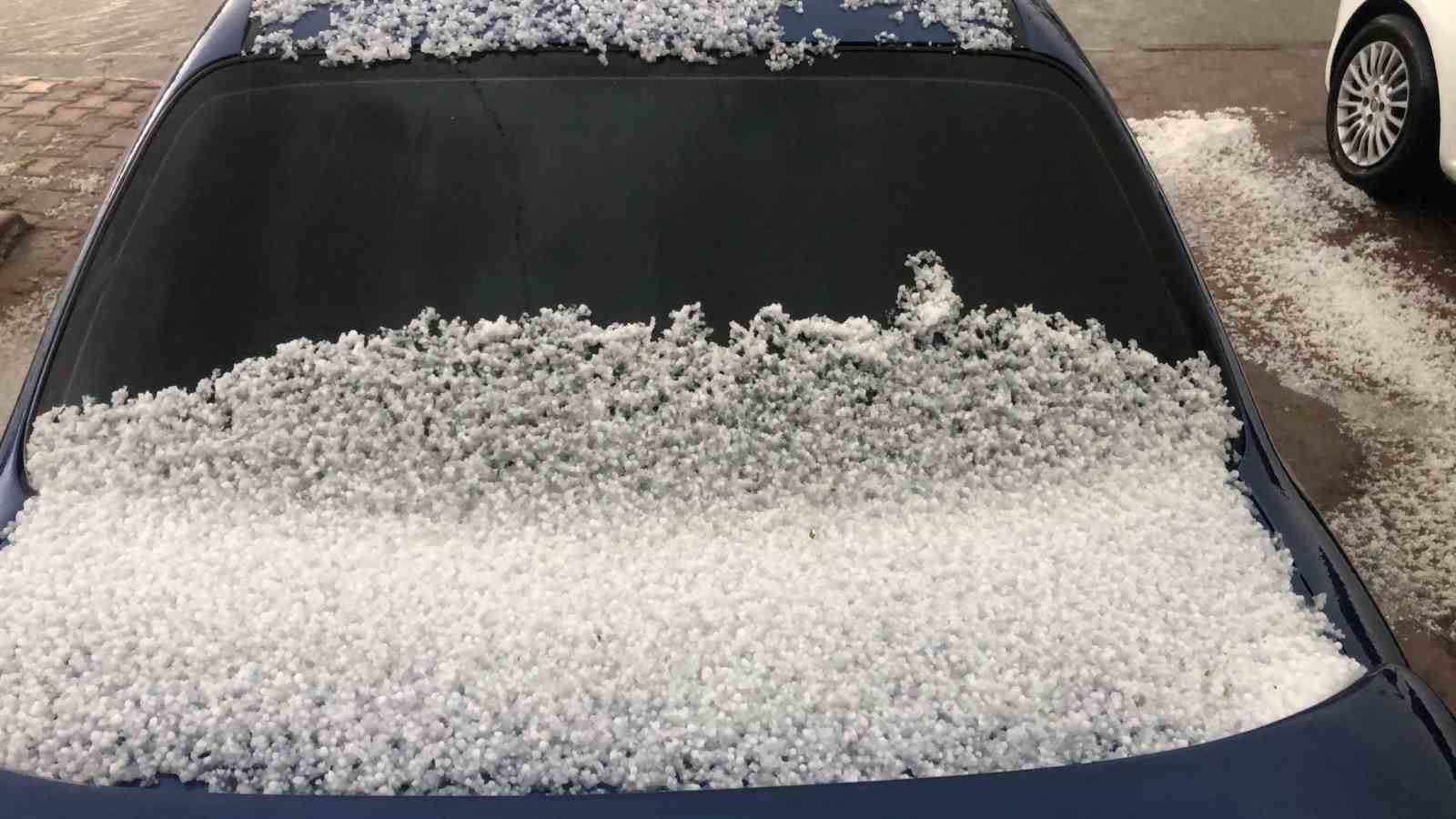 Kayseri’de dolu yağışı etkili oldu