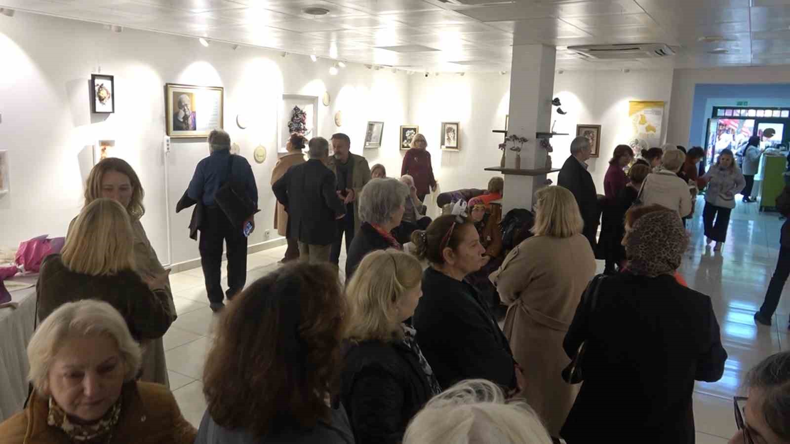 Yalova&rsquo;da "İpek Koza Sergisi" a&ccedil;ıldı
