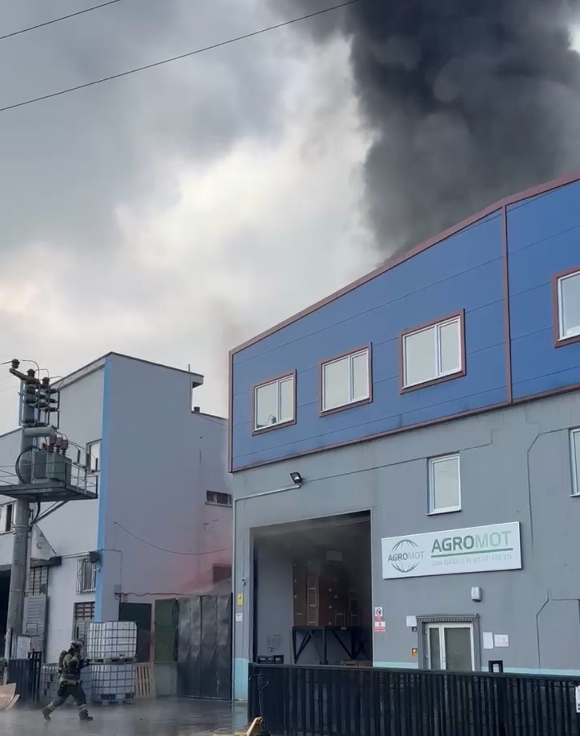 Bursa’da fabrika yangını korku dolu anlar yaşattı