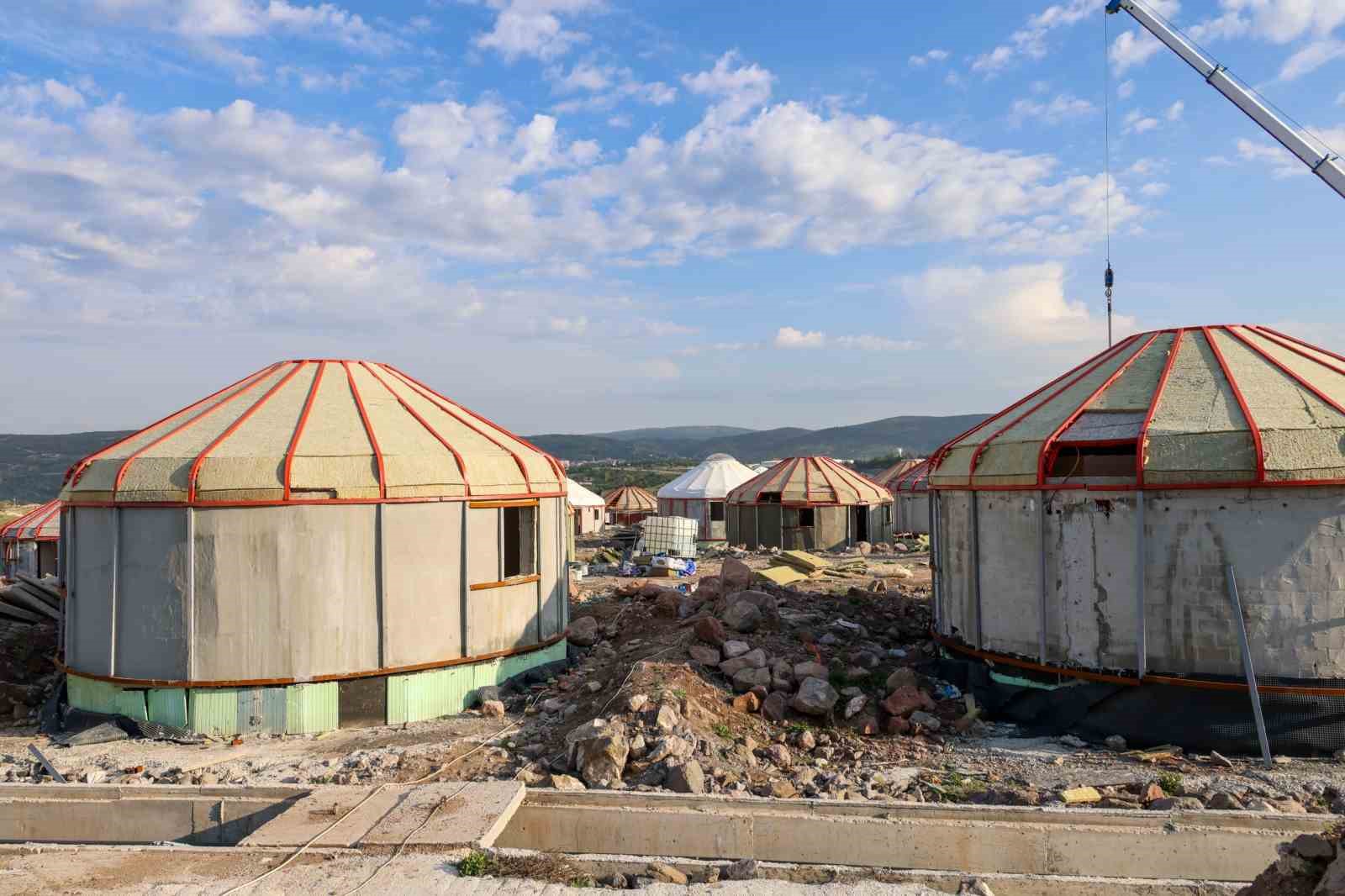 Gen&ccedil;lik Kampı ve Oba K&uuml;lt&uuml;r&uuml; Tematik Parkı&rsquo;nda &ccedil;alışmalar hızla devam ediyor
