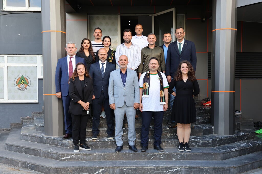 Alanyaspor, ALKÜ ile işbirliği protokolü imzaladı
