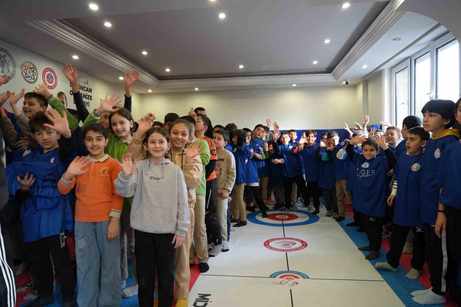 Değer Erzincan Projesi ile 1254 genç sporla buluştu