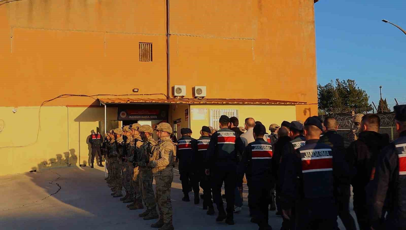 Çanakkale merkezli 3 ilde tefeci operasyonuna 7 tutuklama