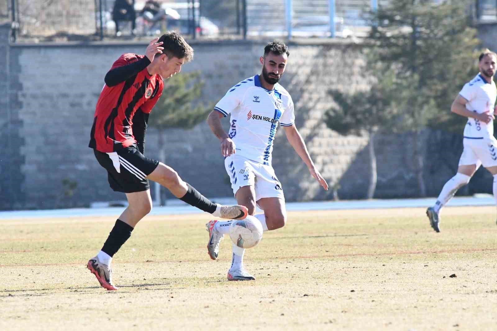 Erciyes 38 FK, 74 sarı kart ve 6 kırmızı kart gördü