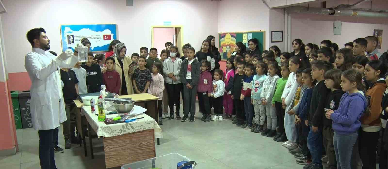 Elazığ Bilim Merkezi, Tunceli’de öğrencilerle bir araya geldi