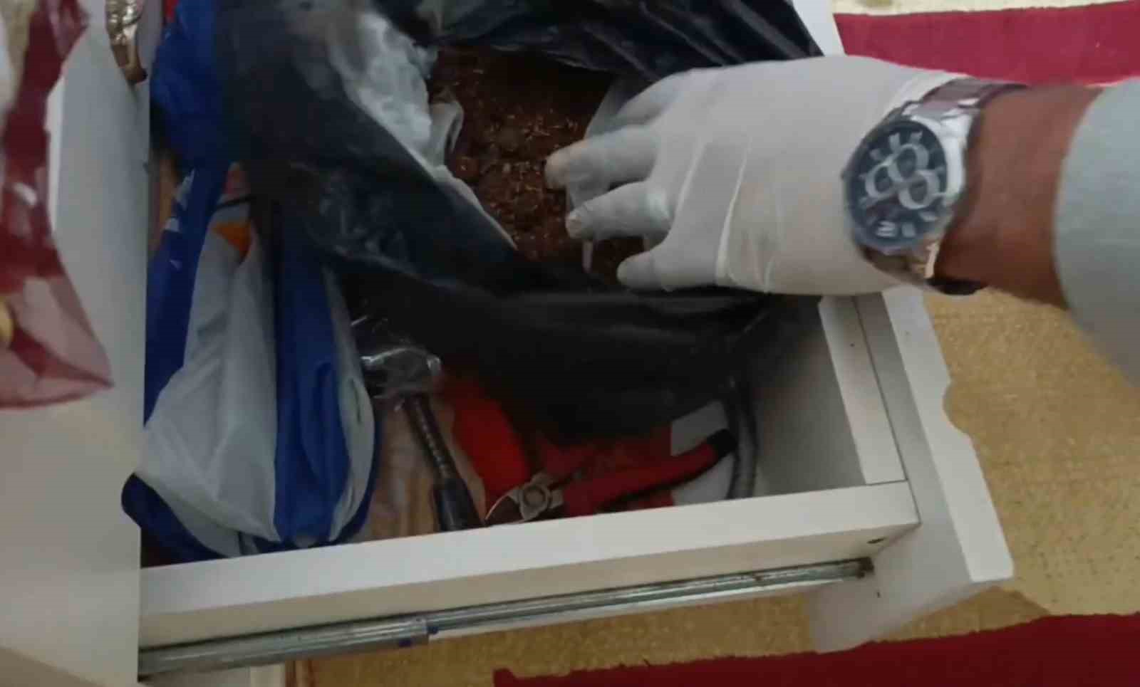 Jandarmadan uyuşturucu operasyonu: 3 tutuklama
