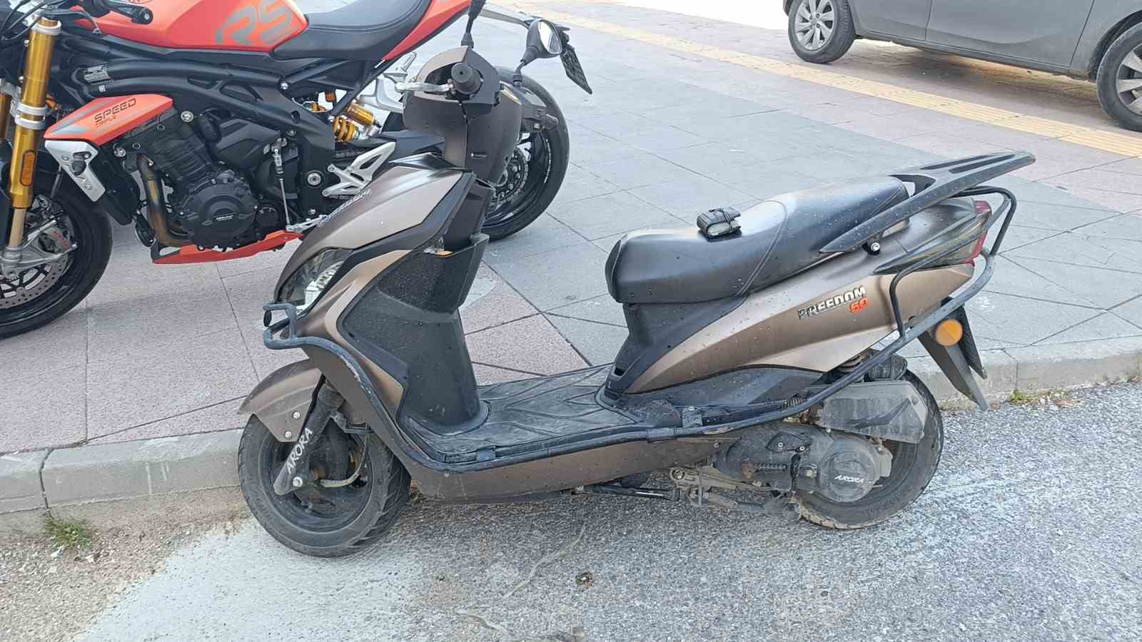 Aynı noktada peş peşe motosiklet kazaları: Polis ve sağlık ekipleri hangisine yetişeceğini şaşırdı
