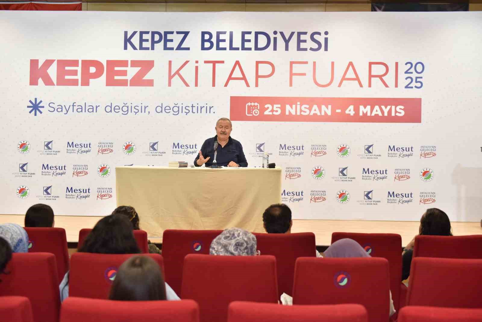 Kepez Kitap Fuarı’nda usta şair Erbaş: "Ben annemin hecesiyim"