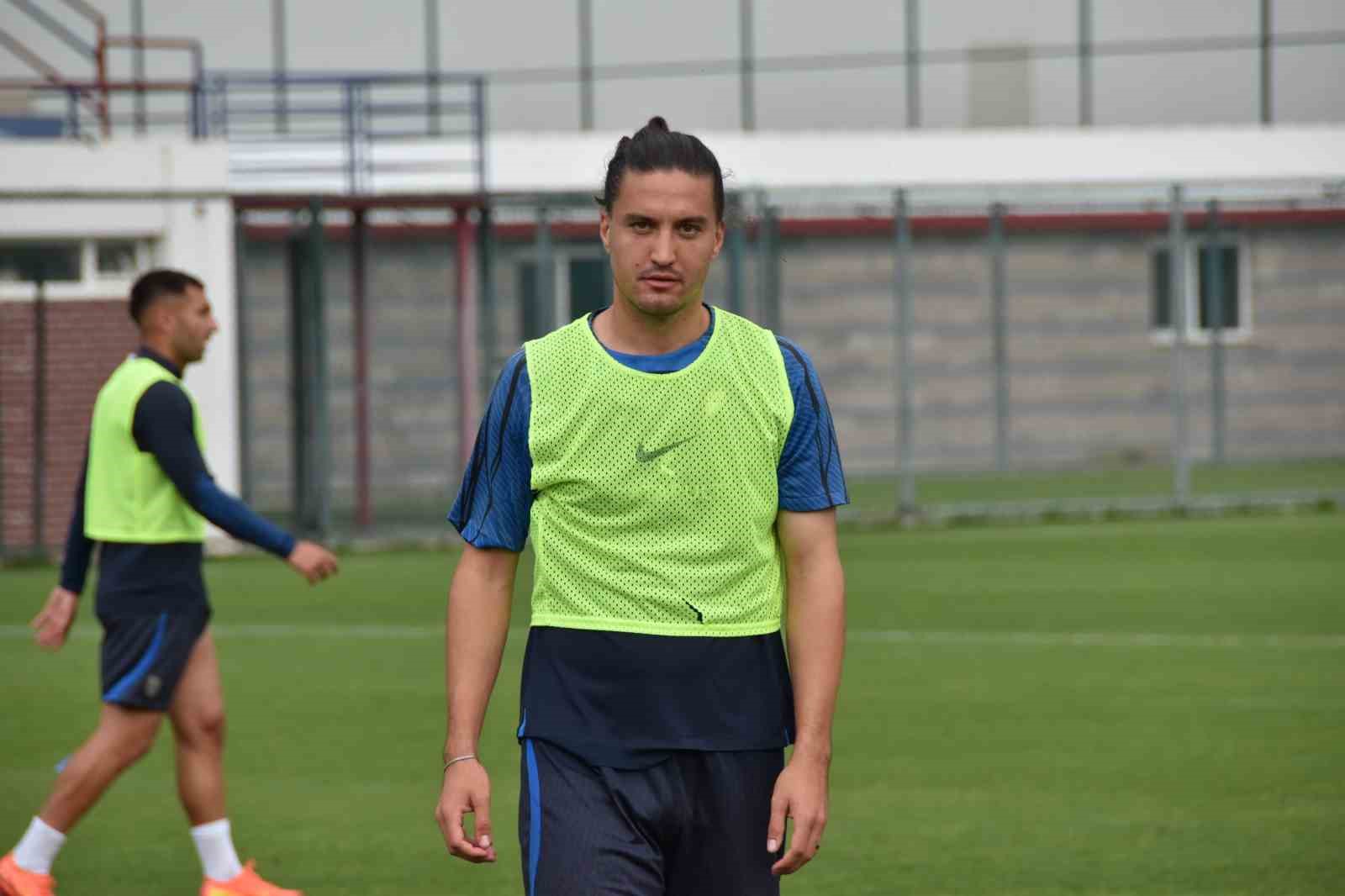 Mete Yıldız: "Adana 01 FK ile telafisi olmayan bir maça çıkacağız"