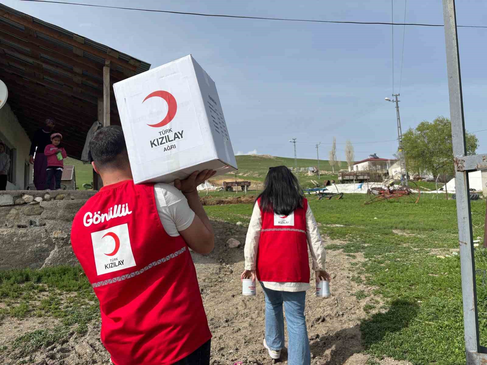 Ağrı&rsquo;da Kızılay&rsquo;ın yardım eli her eve ulaştı
