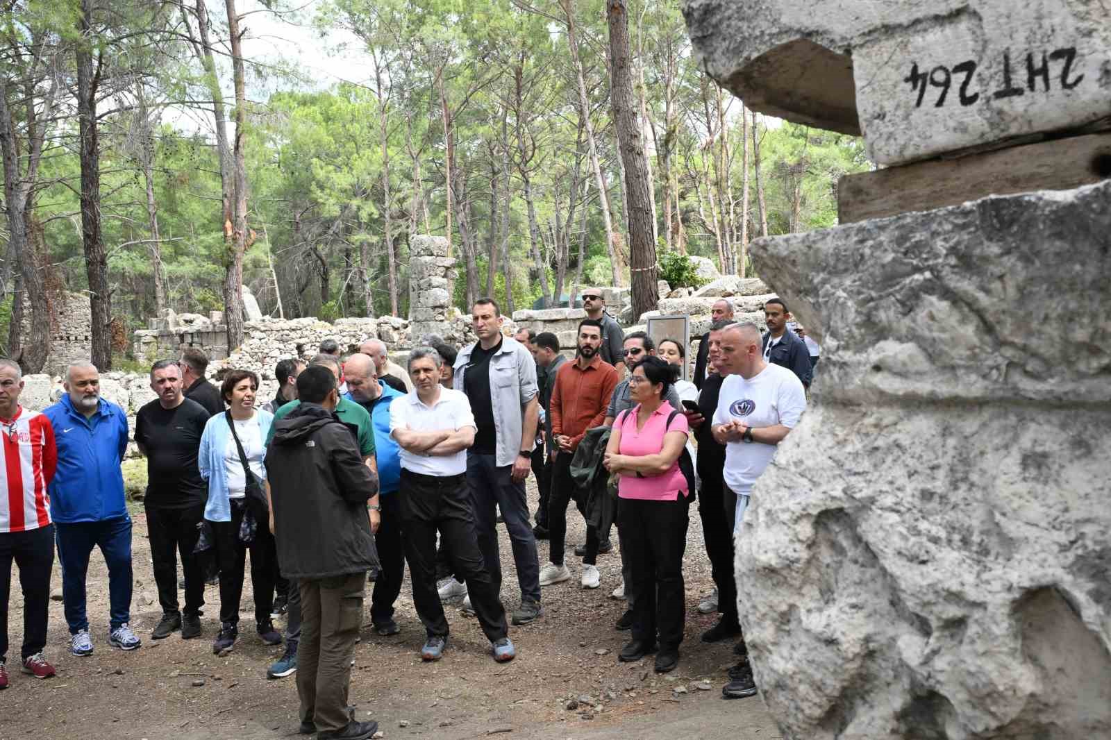 Antalya&rsquo;nın tarihi y&uuml;r&uuml;y&uuml;ş rotaları yenileniyor
