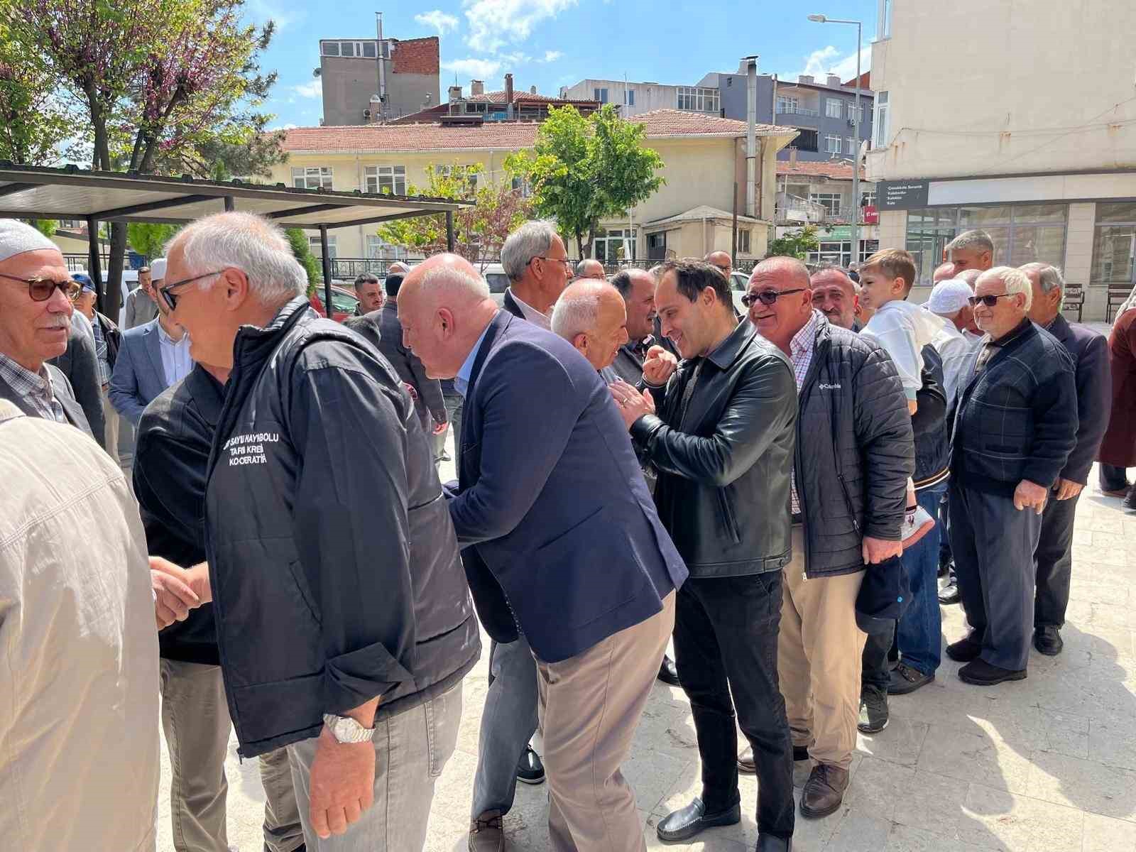 Hayrabolu&rsquo;da hacı adayları dualarla uğurlandı

