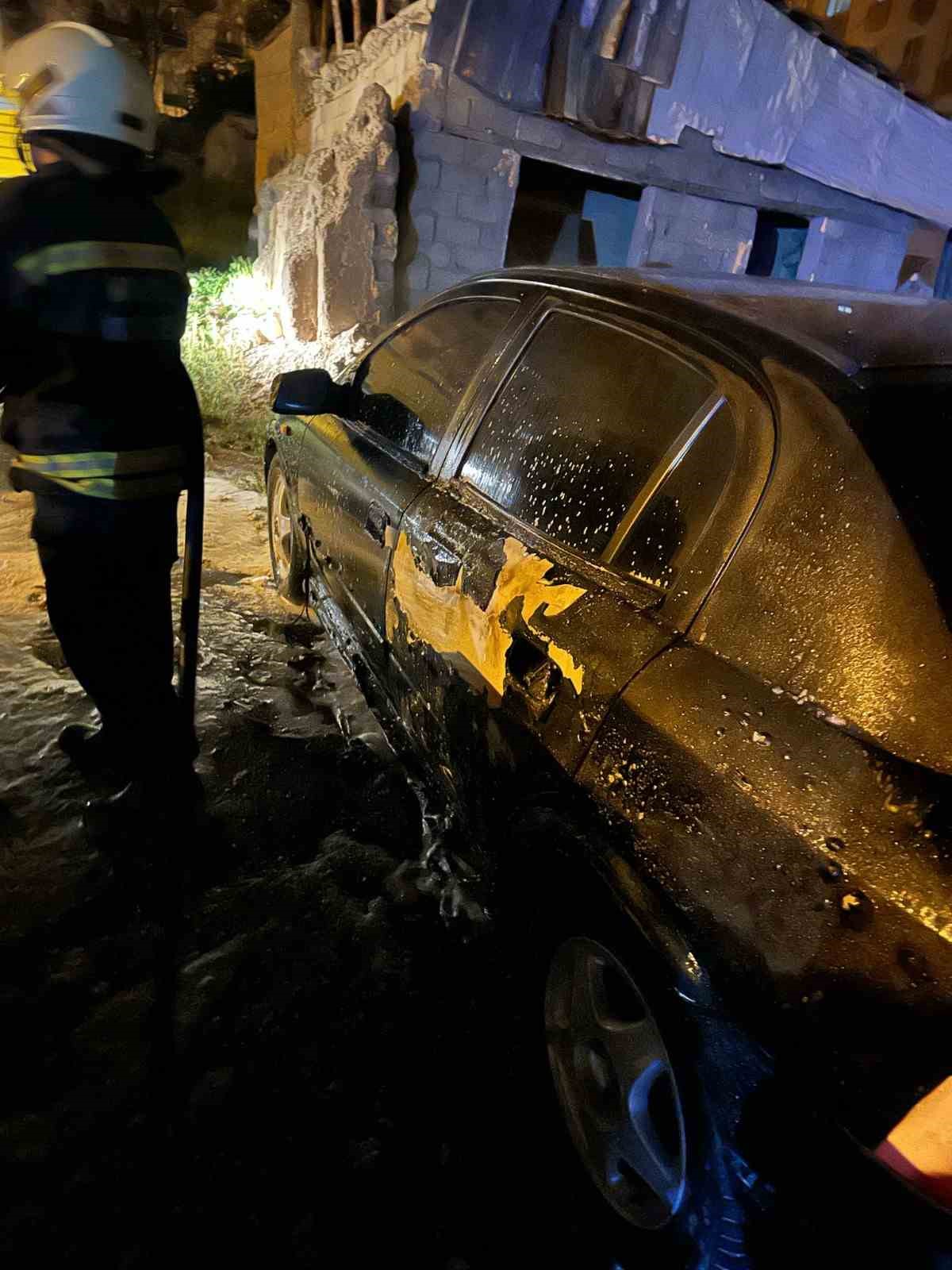 Konya&rsquo;da 4 ara&ccedil; kundaklandı
