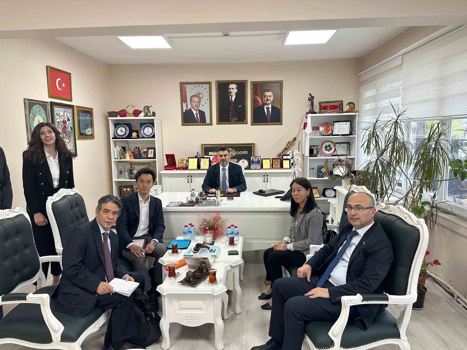 Japon heyetten Kocaeli’ye ziyaret: Afetlere hazırlık masaya yatırıldı
