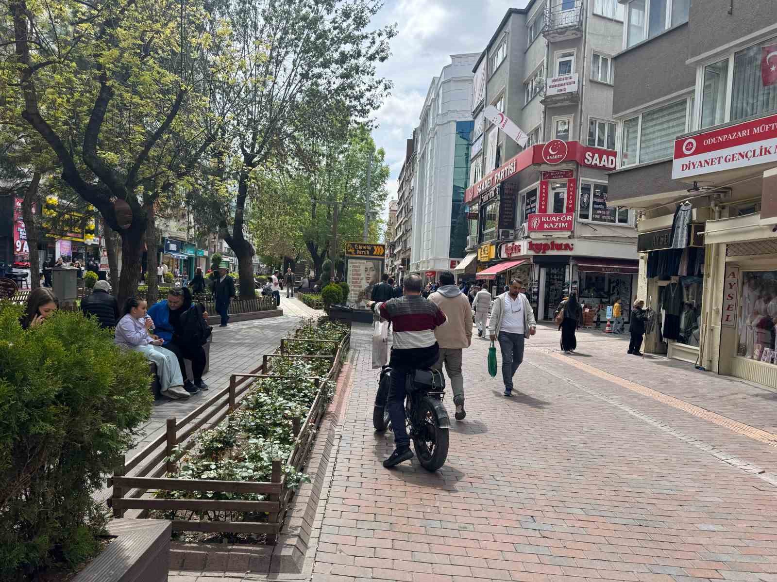 Güneş açtı, Hamamyolu hareketlendi

