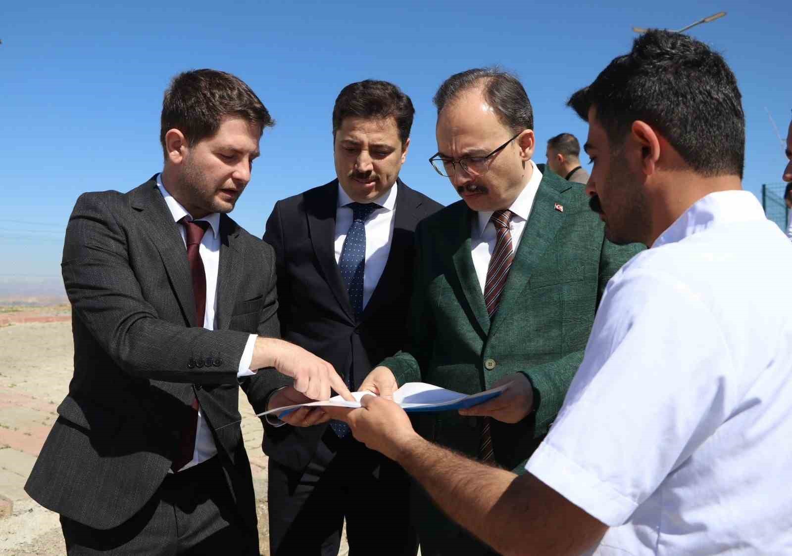 Siirt’te sahipsiz hayvanlar bu merkezde güvenli şekilde yaşamlarını sürdürüyor
