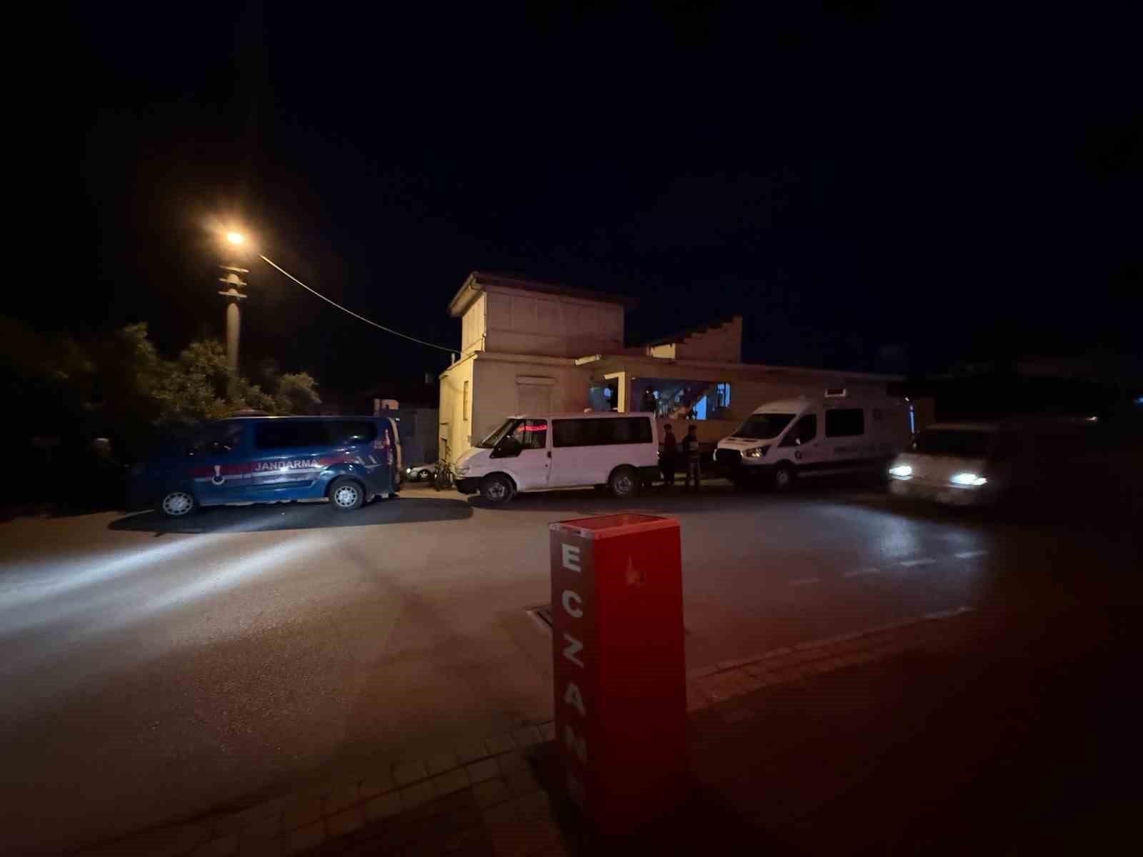 Yalnız yaşayan kadın evinde ölü bulundu