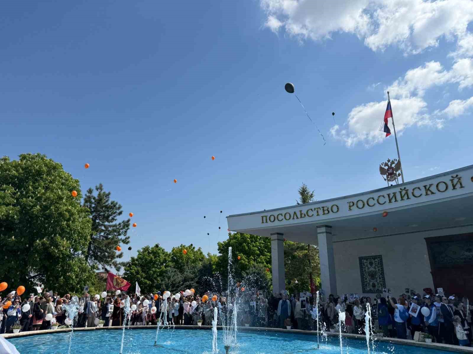Rusya B&uuml;y&uuml;kel&ccedil;iliği&rsquo;nde "Zafer G&uuml;n&uuml;" kutlandı
