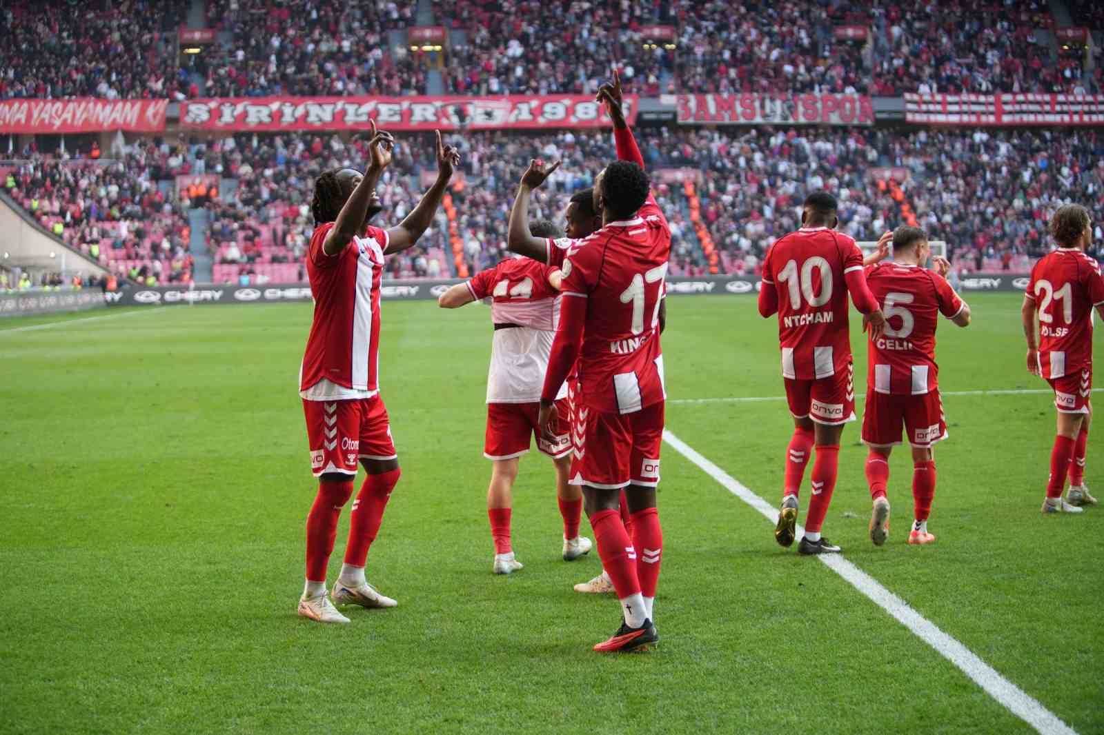 Trendyol Süper Lig: Samsunspor: 3 - Eyüpspor: 0 (Maç sonucu)