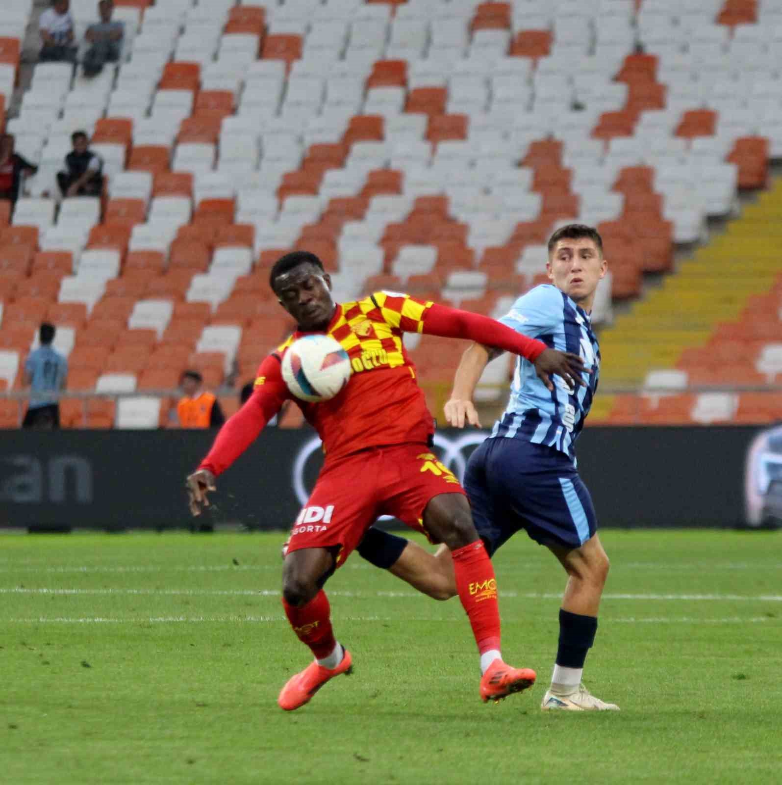 Trendyol S&uuml;per Lig: Adana Demirspor: 1 - G&ouml;ztepe: 2 (İlk yarı)
