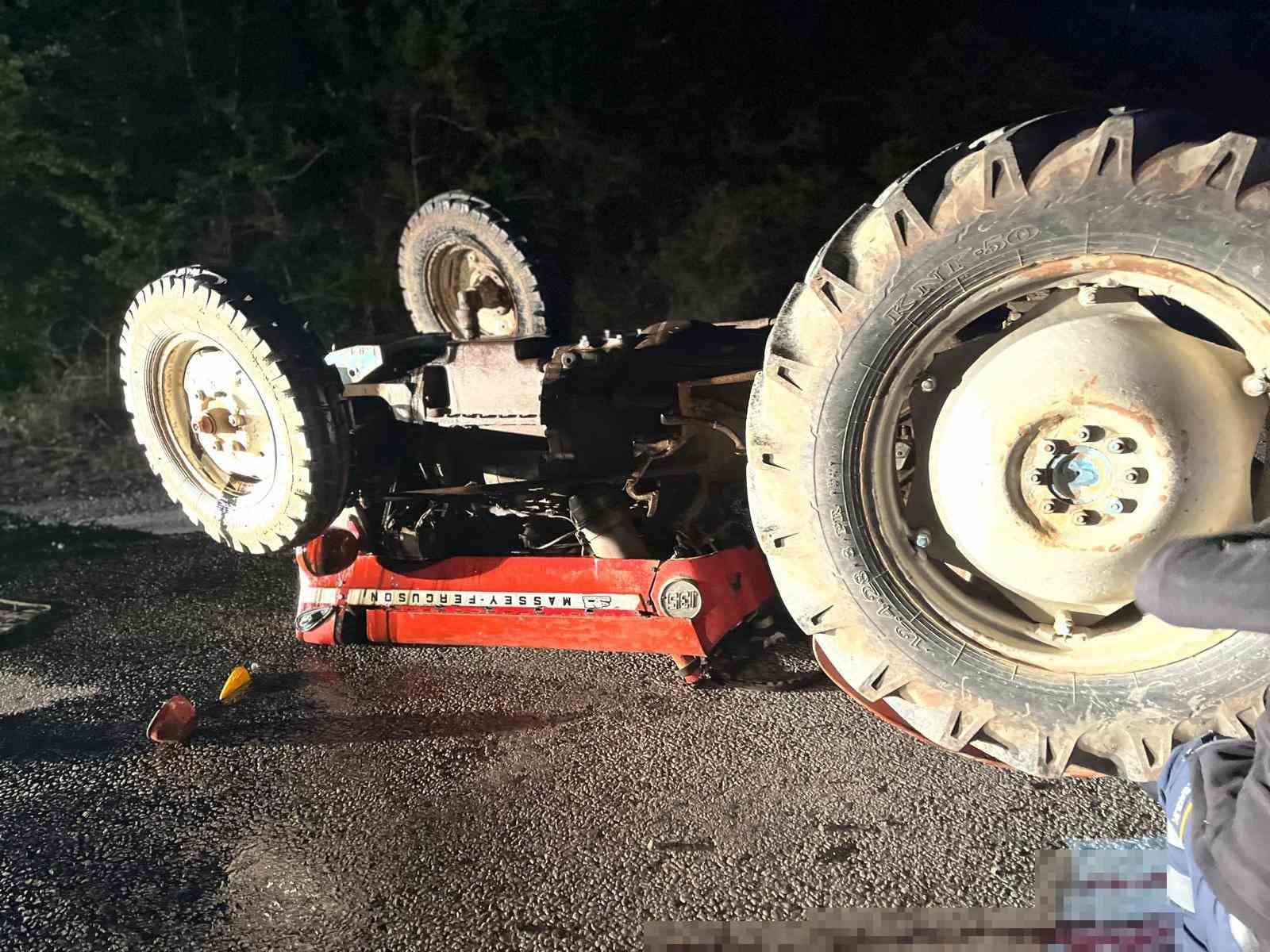 Çorum’da devrilen traktörün altında kalan sürücü hayatını kaybetti