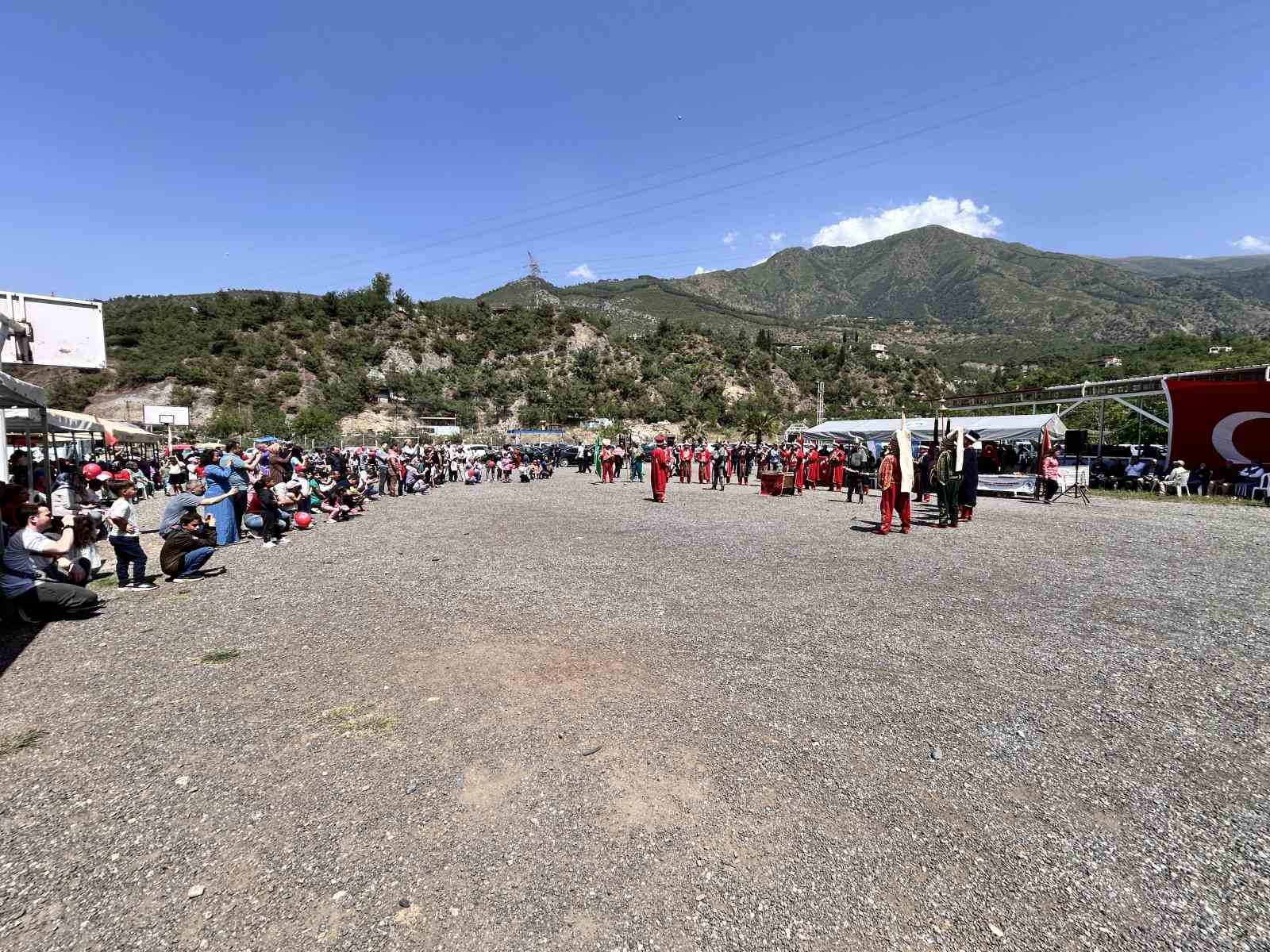 Hatay’da Türkmen şenliği düzenlendi
