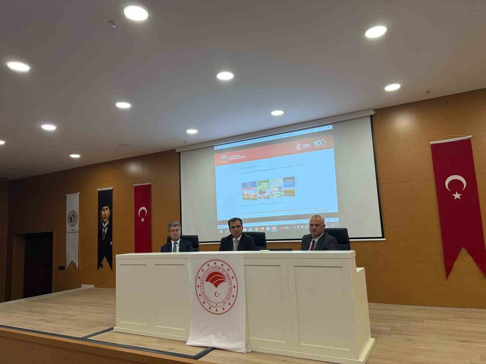 Salihli&rsquo;de &lsquo;S&ouml;zleşmeli tarımsal &uuml;retim&rsquo; toplantısı yapıldı
