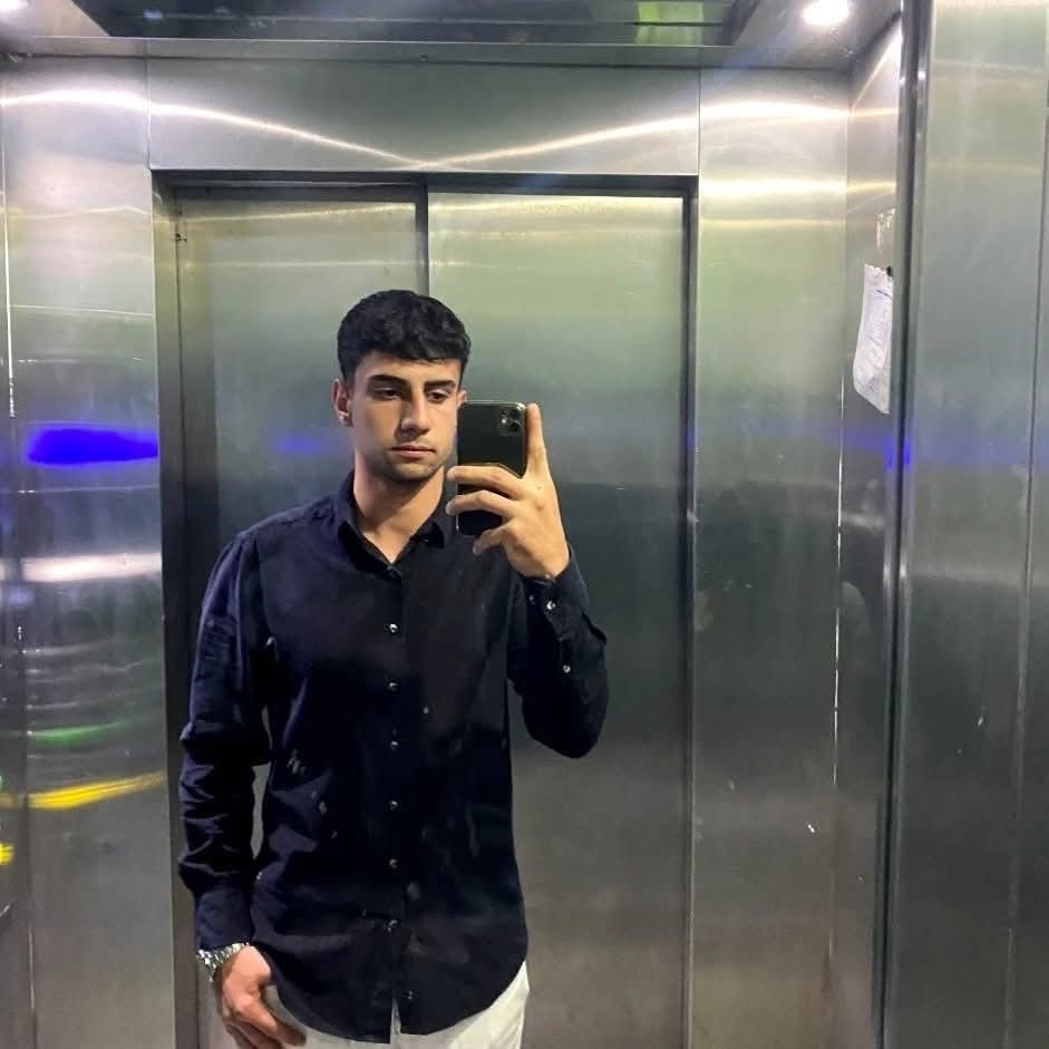 K&ouml;pr&uuml;den u&ccedil;an motosikletin 18 yaşındaki s&uuml;r&uuml;c&uuml;s&uuml; &ouml;ld&uuml;
