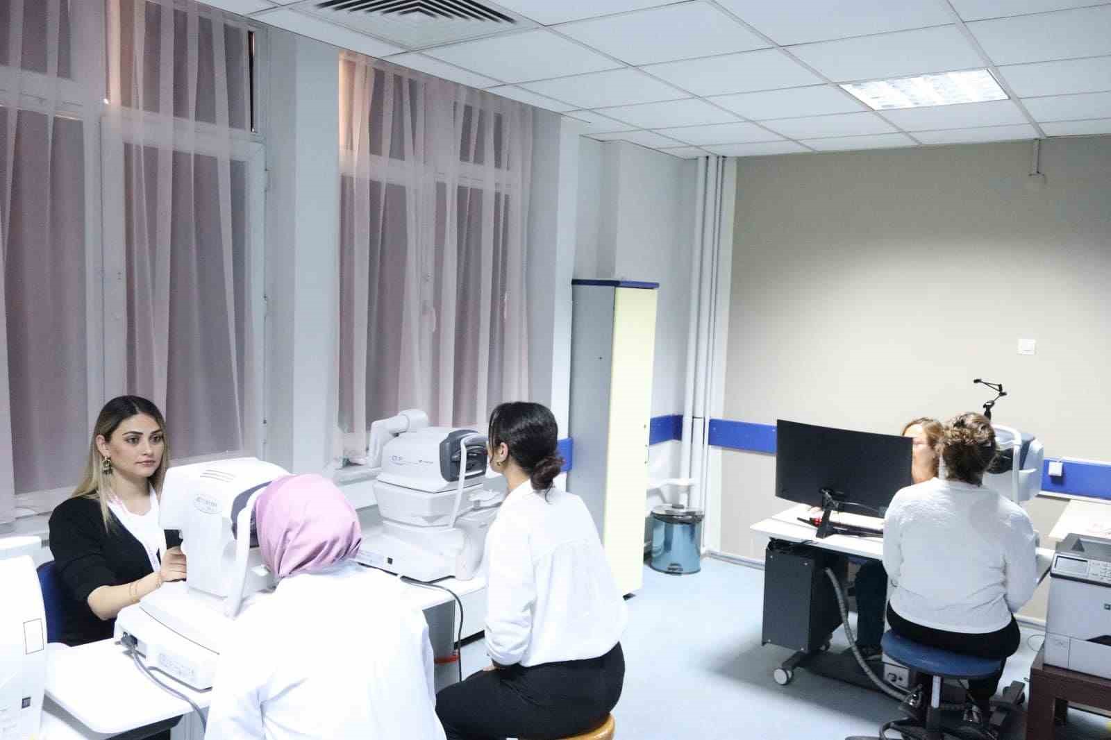 Söke’de göz laboratuvarı hizmete girdi