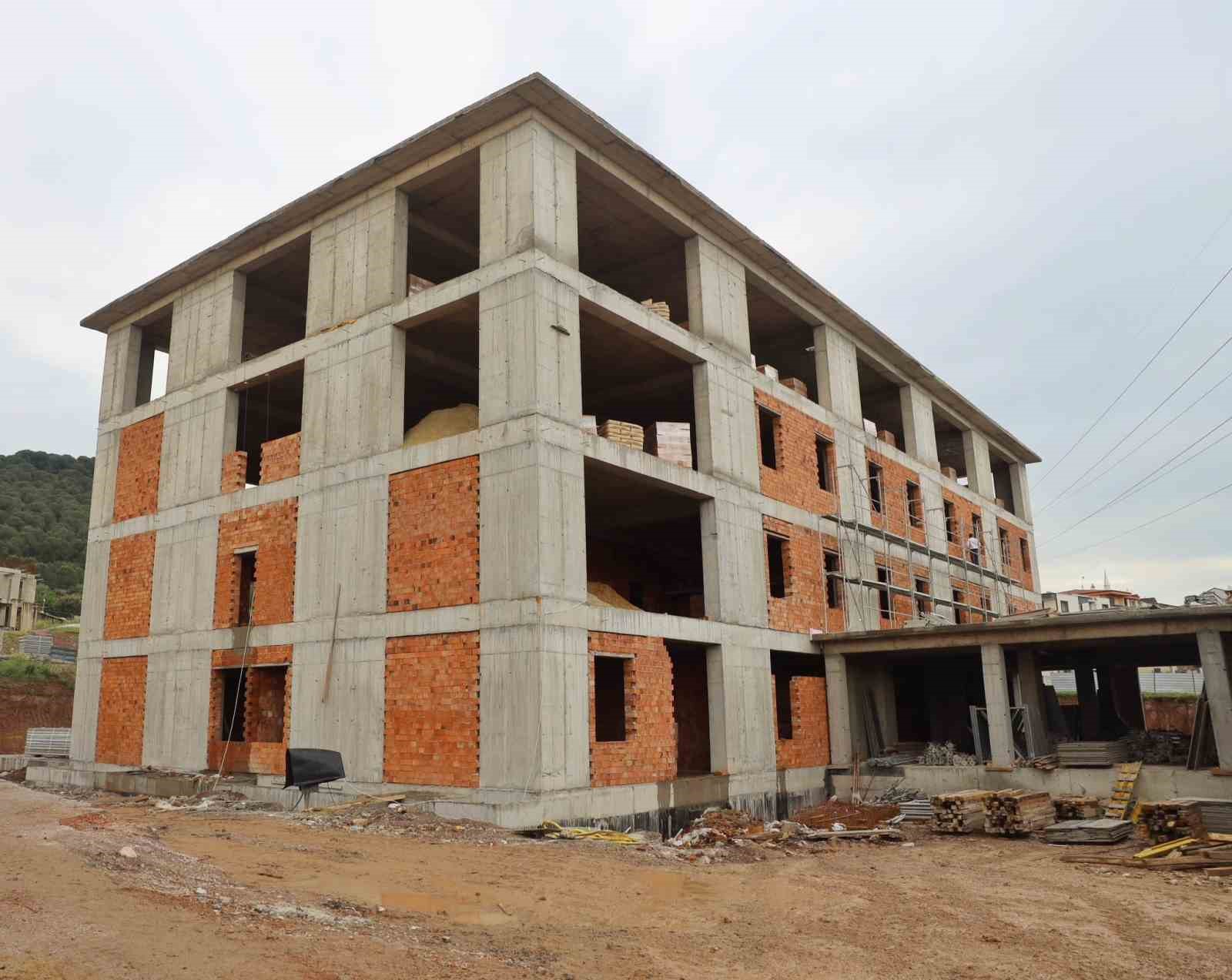 Körfez Devlet Hastanesi ek binası hızla yükseliyor