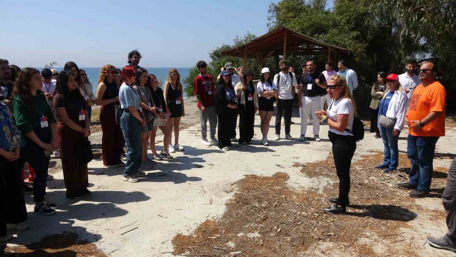 Caretta carettaların yuvalama alanları temizlendi 