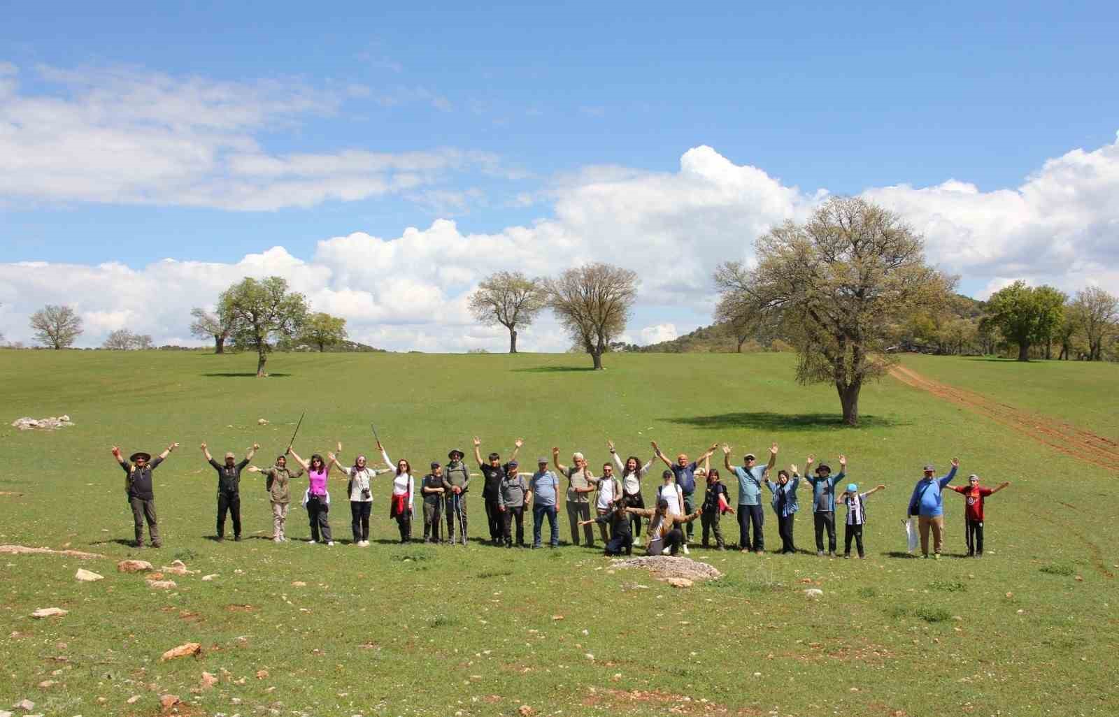 Üniversite öğrencileri, Beyşehir’in botanik hazinelerini keşfetti