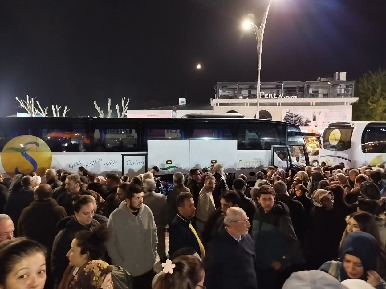 Kırşehir’den ilk hac kafilesi dualarla uğurlandı