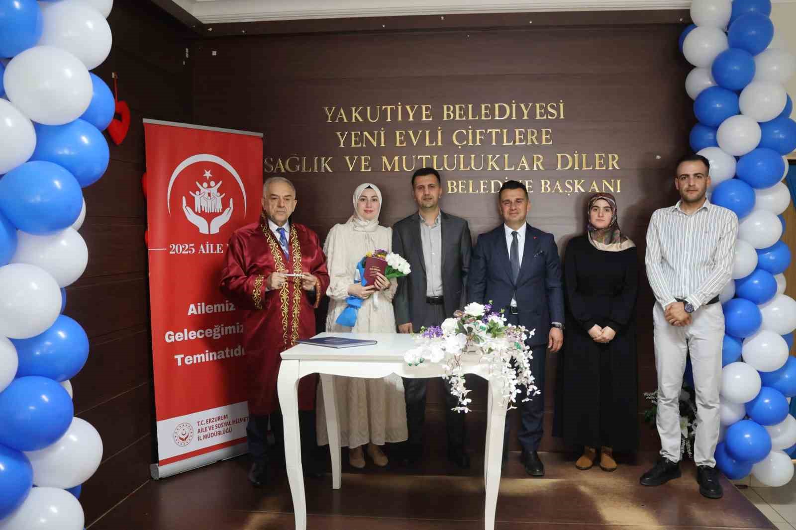 Erzurum’da aile yılına özel nikah töreni