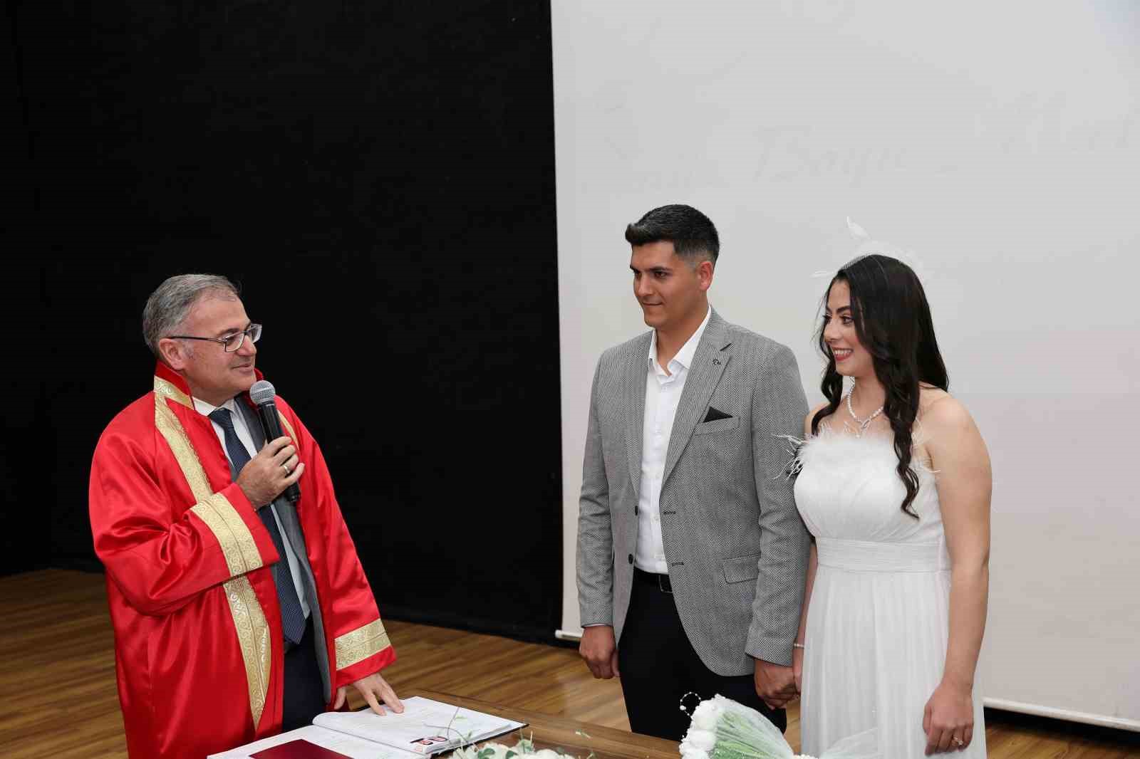 Hacılar&rsquo;da 05.05.2025&rsquo;te nikah yoğunluğu
