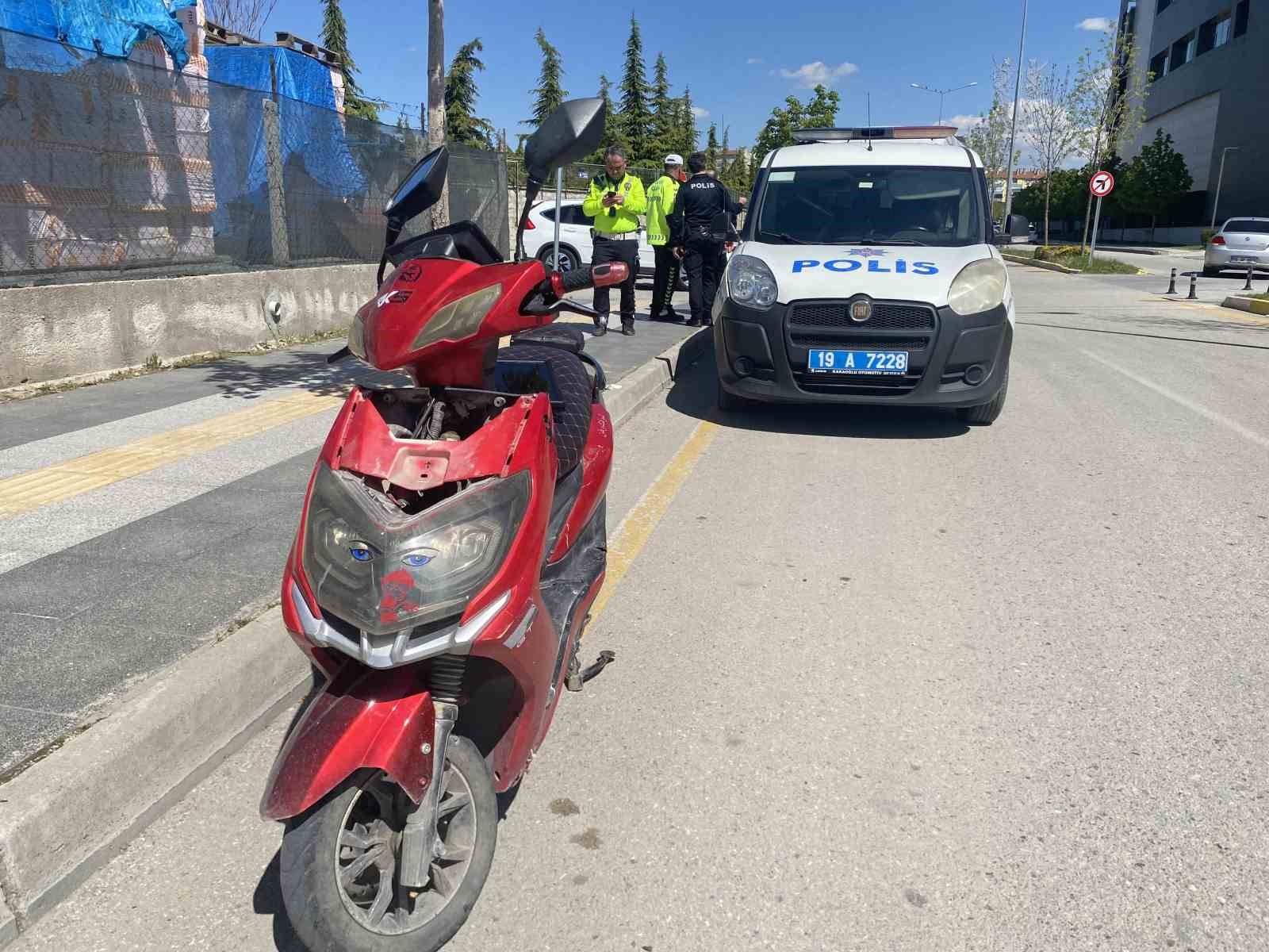 Motosikletten düşen sürücü yaralandı