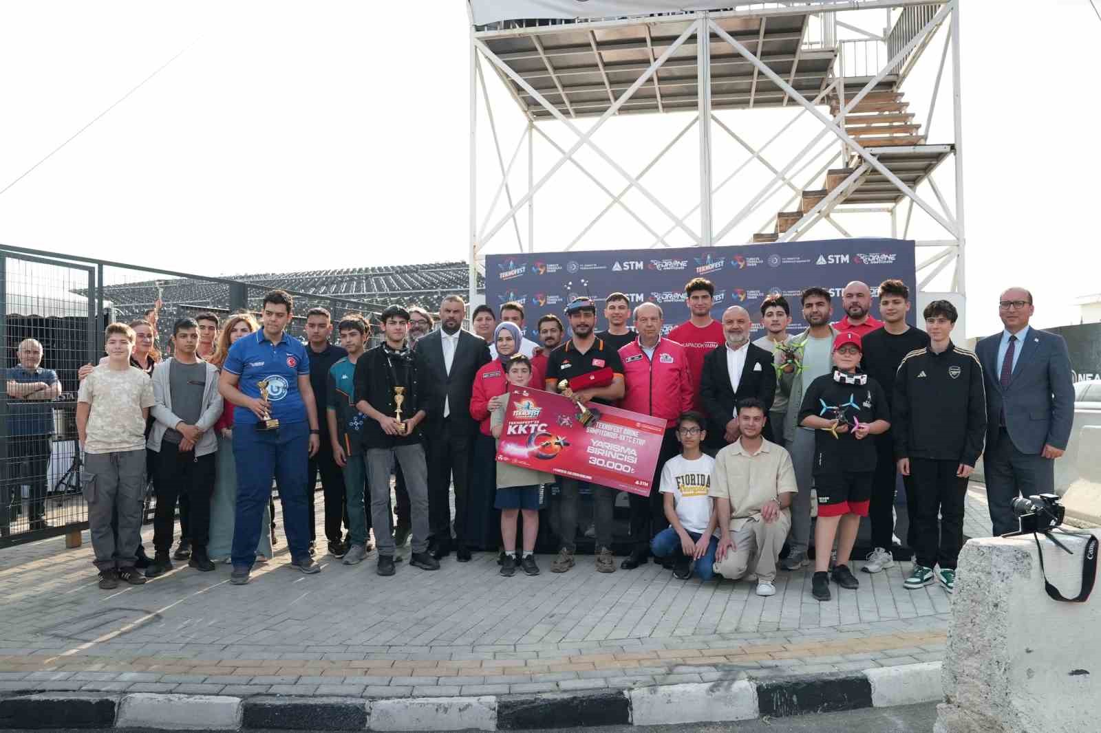 Büyükşehir Belediyesinin dron takımları TEKNOFEST’te başarıyla ilerliyor