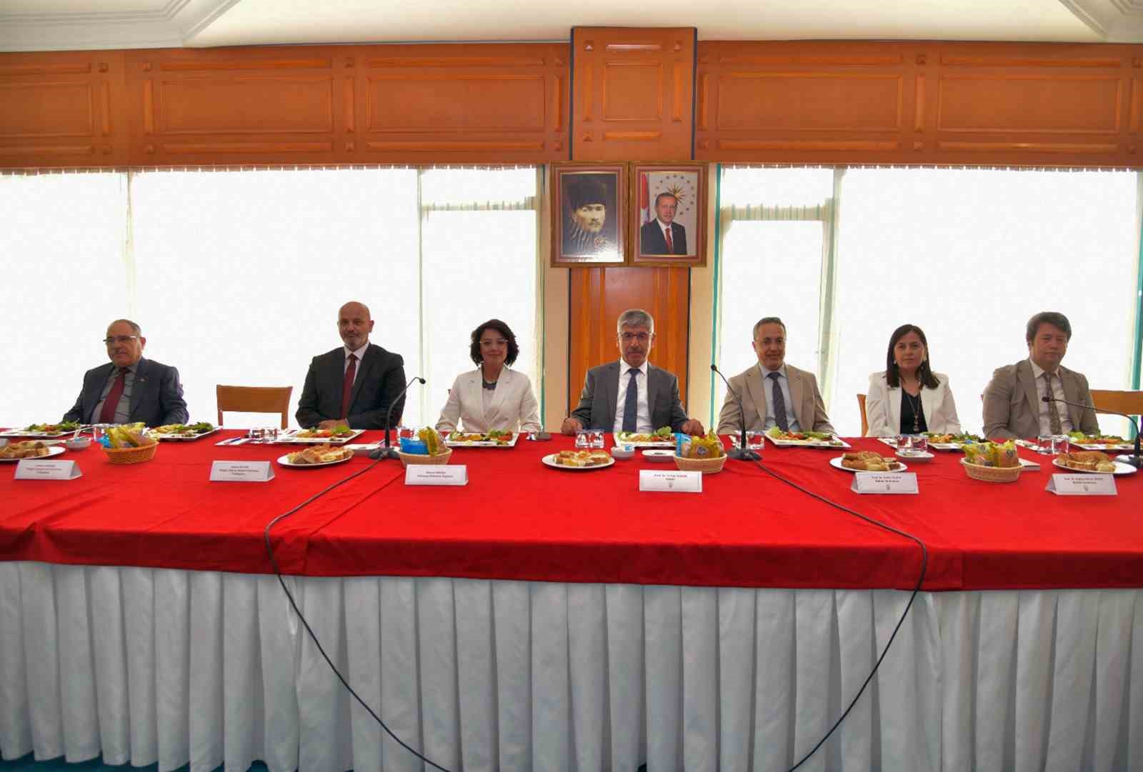 MSKÜ’de Üniversite Danışma Kurulu toplandı